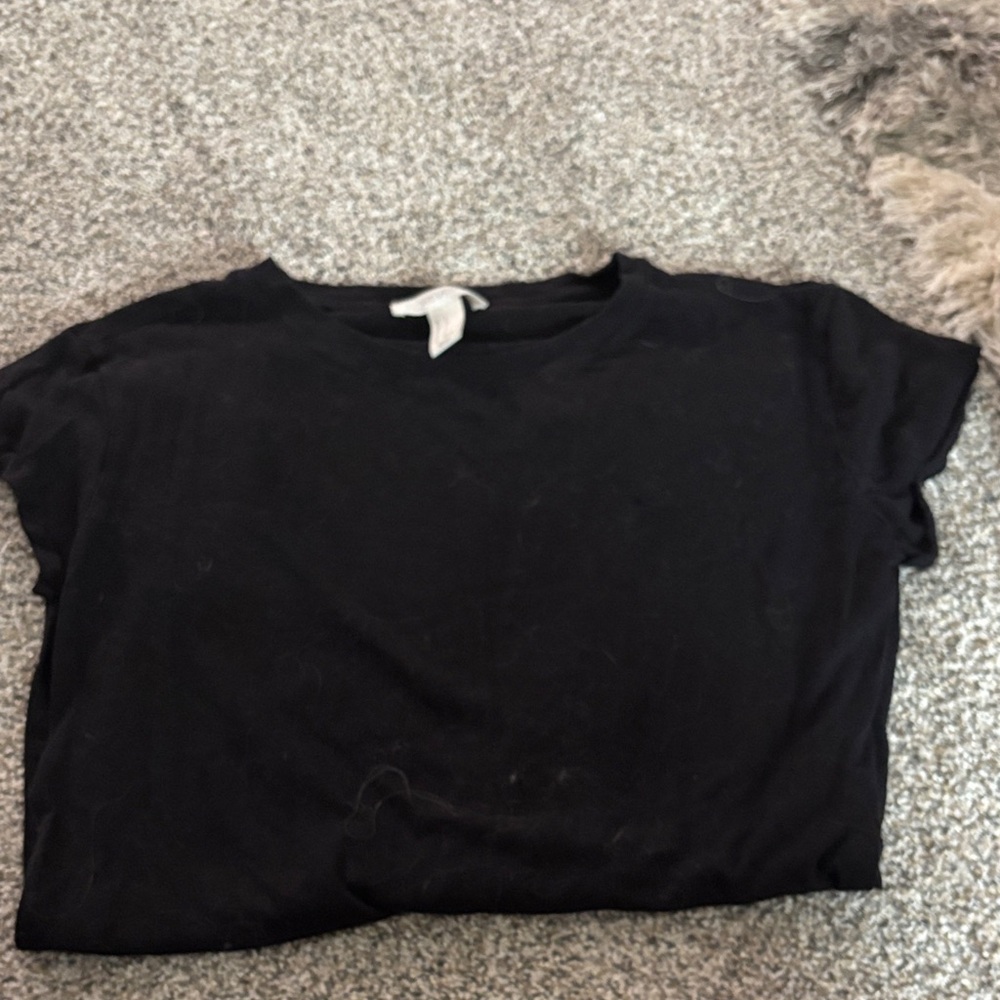 Forever 21 Black Short Sleeve Tee
